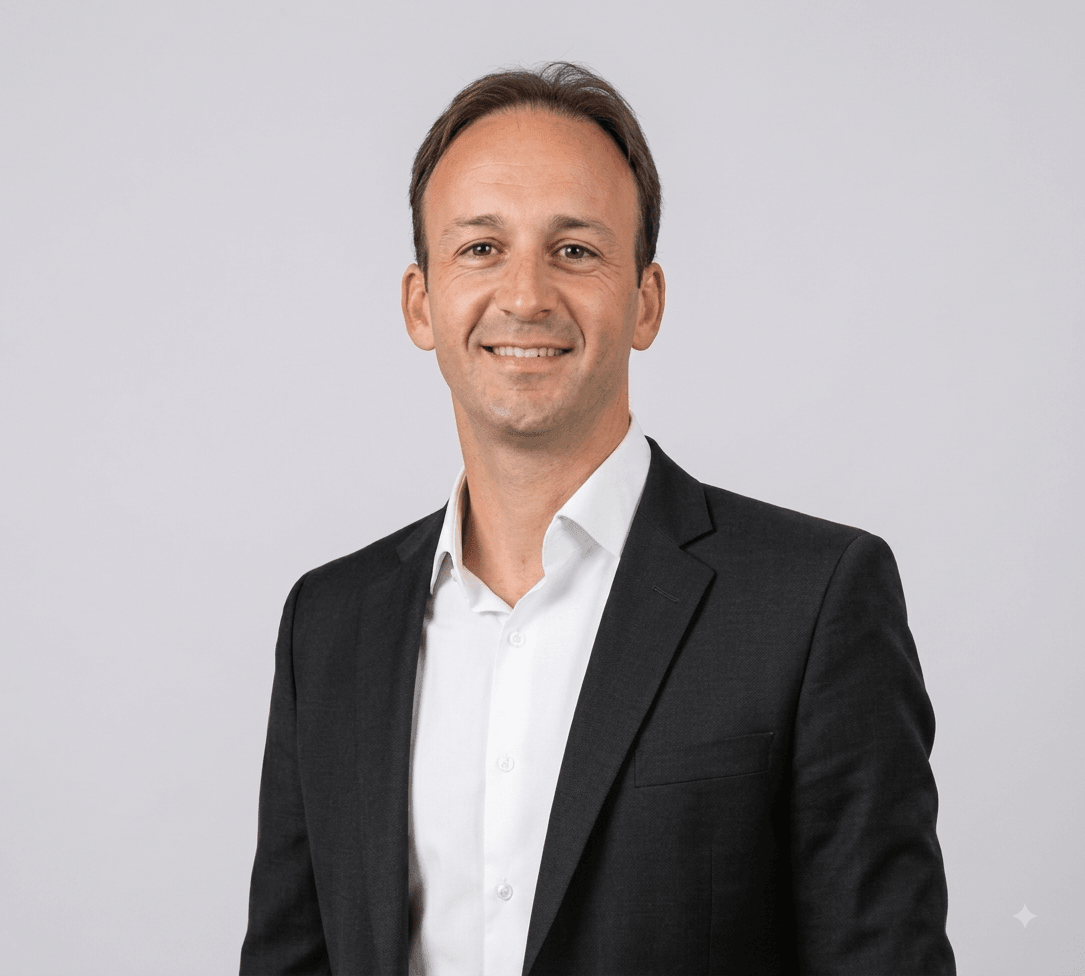 Leo Dragani, Área Contable