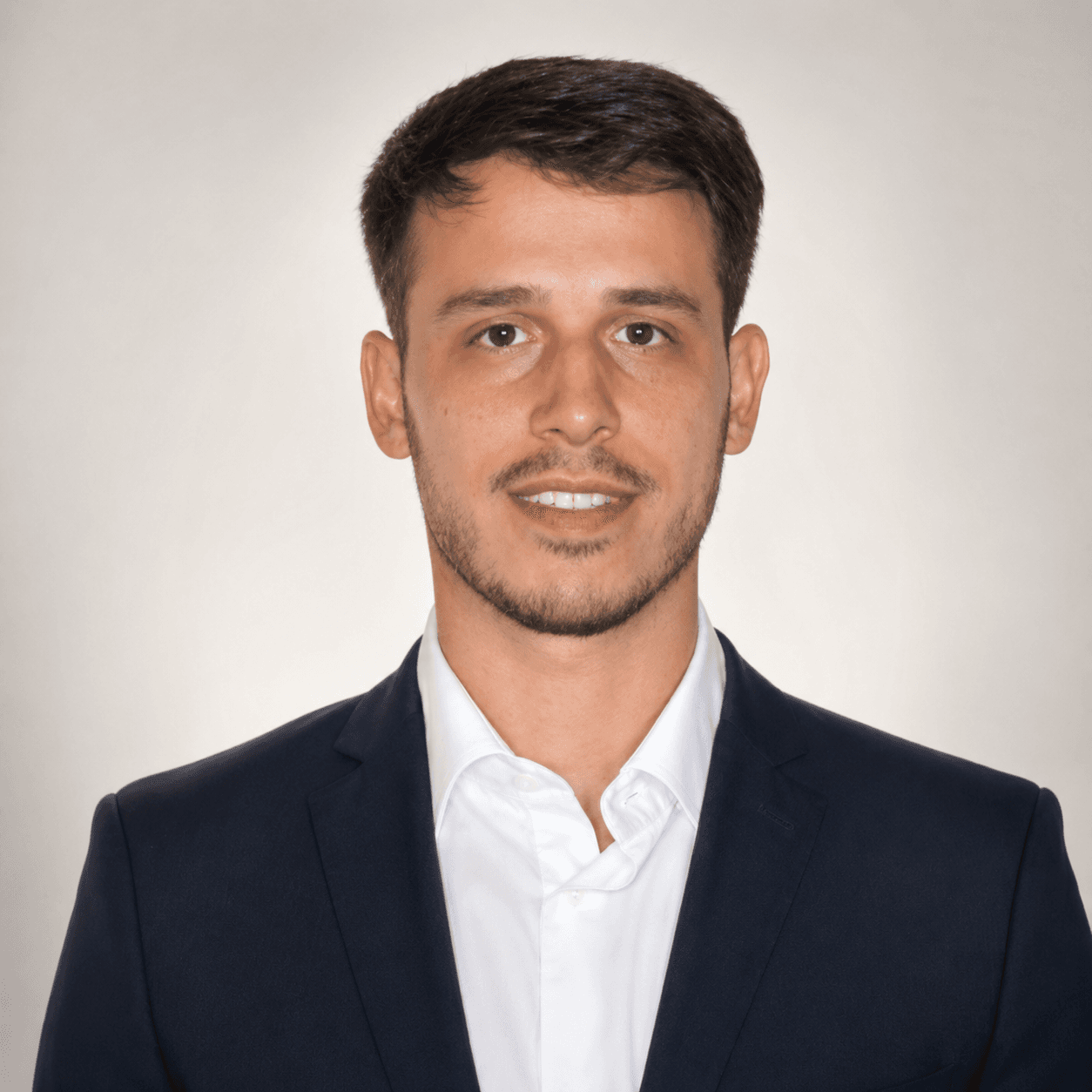 Marco Liccardi, Legales